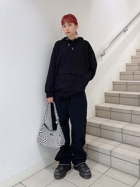 「X-girl（エックスガール）のWIDE TAPERED PANTS（その他パンツ）」を使った、服部 天音さん（レディース・157cm）の秋コーディネート