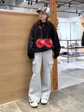 「X-girl（エックスガール）のアイテム」を使った、服部 天音さん（レディース・157cm）の秋コーディネート