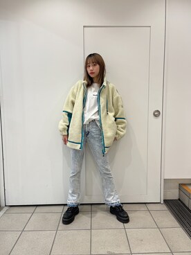 「スリットパンツ」｜「アイテム（ブルゾン）」を使った、服部 天音さん（レディース・157cm）の秋コーディネート