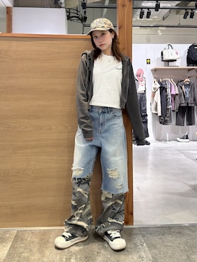 服部 天音さん（レディース・157cm）の春コーディネート