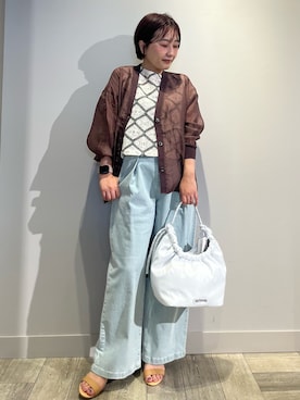 「アイテム（トートバッグ）」を使った、遠藤　裕子さん（レディース・155cm）の夏コーディネート
