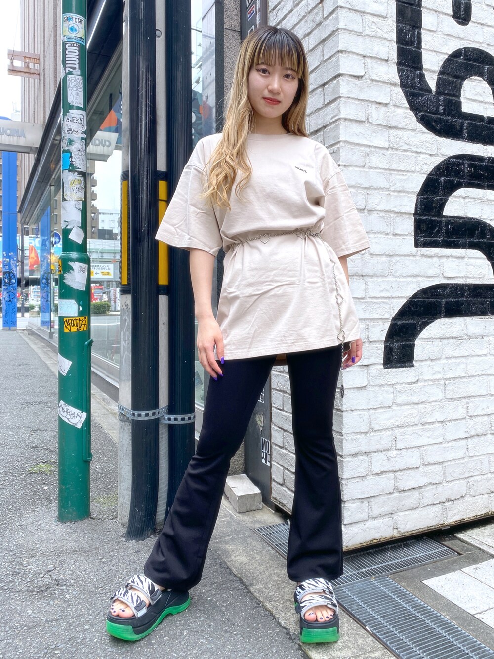 「大人カジュアル、カジュアルコーデ、夏、x-girl、低身長」｜「X-girlのROMANTIC CHAIN BELT（ベルト、その他）」を使った、airiさん（レディース・152cm）の夏コーディネートの1枚目の写真