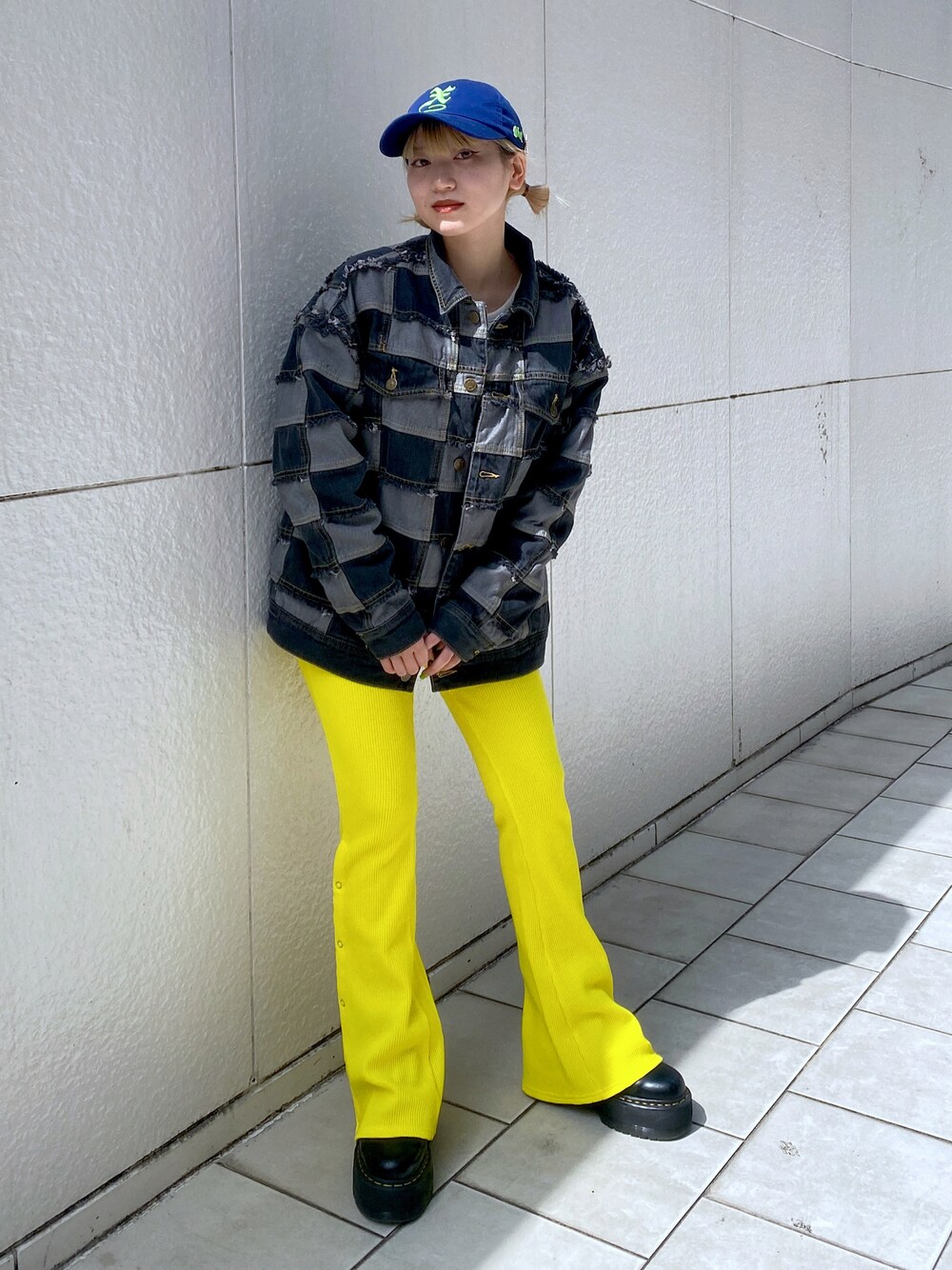 「春服みてみて、着回しコーデ、x-girl、Xgirl_ootd」｜「X-girlのPATCHWORK DENIM JACKET（デニムジャケット、ブラック系）」を使った、airiさん（レディース・152cm）の春コーディネートの1枚目の写真