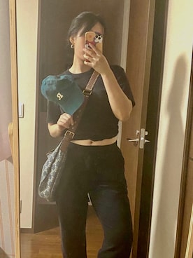 「UNIQLO（ユニクロ）のアイテム（スウェットパンツ、ブラック系）」を使った、Missjoselinさん（レディース・167cm）の秋コーディネート