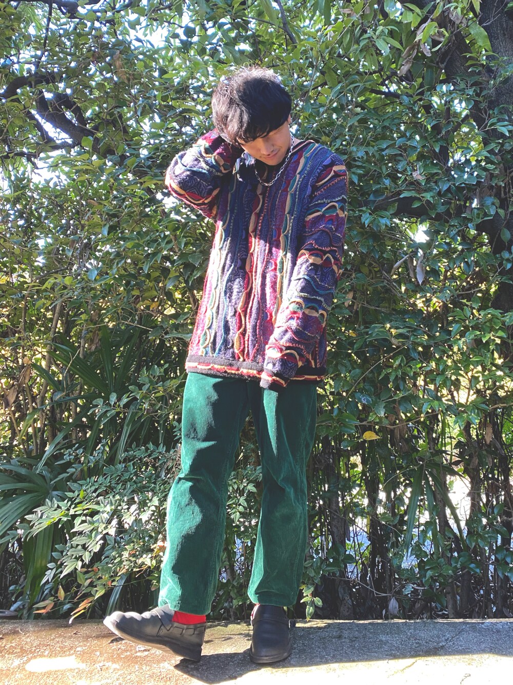 「古着、ニット、ケーブルニット、オーロラシューズ、古着MIX、ジョーカー、ニットコーデ、WEAR初心者、30代コーデ、菅田将暉、相互フォロー、3Dニット」｜「AURORA SHOESのアイテム（スリッポン、ブラック系）」を使った、MAKO【相互フォロー大歓迎】さん（メンズ・168cm）の秋コーディネートの1枚目の写真