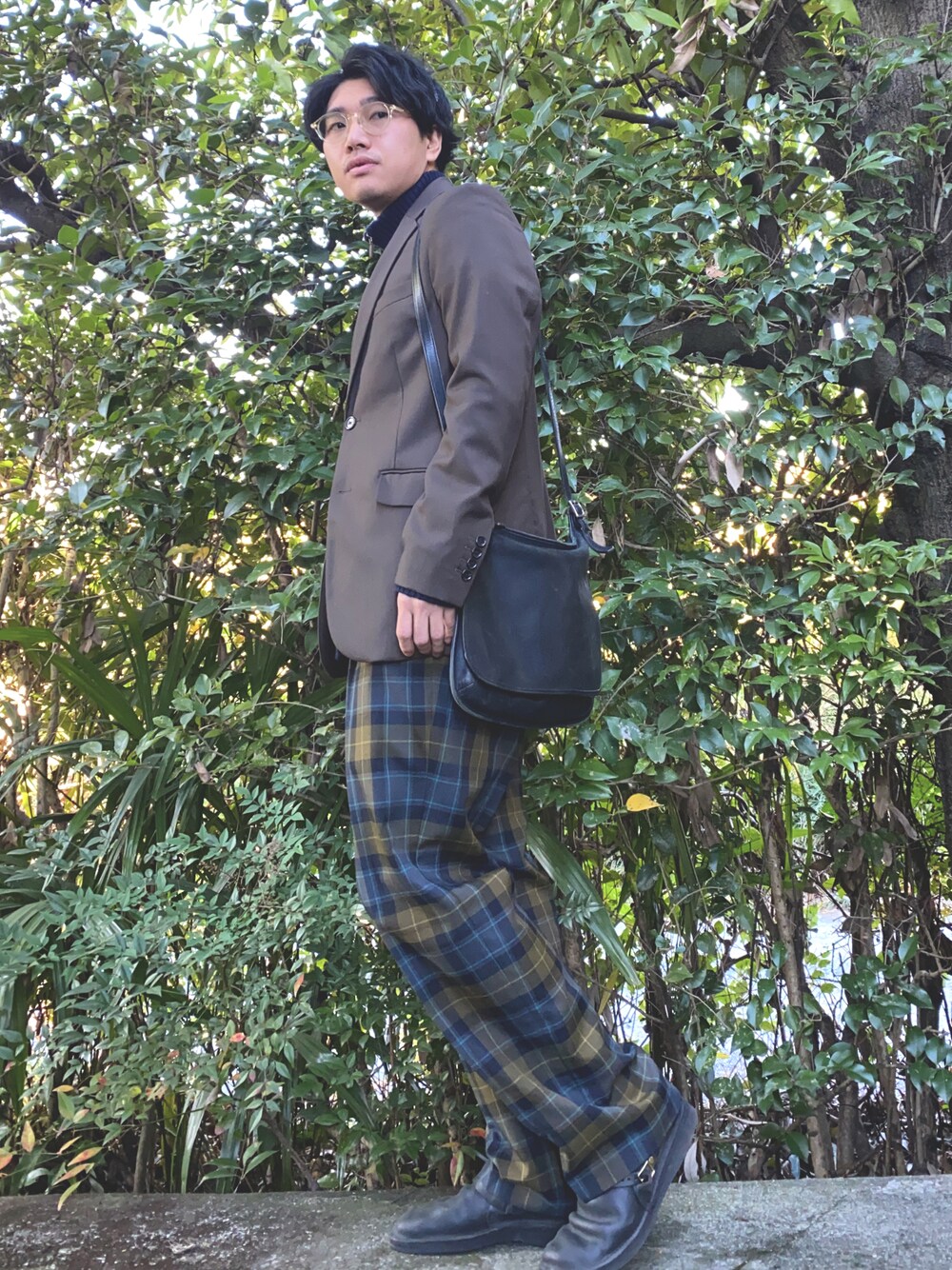 「古着、ジャケット、クラシカル、秋のコーデ、スラックス、ブリティッシュ、GU、古着MIX、オールドコーチ、oldcoach、wearista、スラックスコーデ、相互フォロー、エレガント」｜「GUのアイテム（スーツジャケット、グリーン系）」を使った、MAKO【相互フォロー大歓迎】さん（メンズ・168cm）の秋コーディネートの1枚目の写真