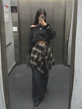 「アイテム（スウェット）」を使った、MOMONAさん（骨格ウェーブ・レディース・158cm）の秋コーディネート