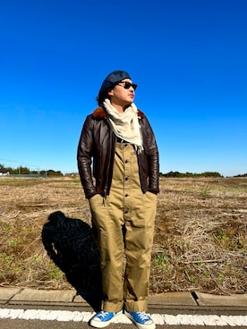 「AVIREX（アヴィレックス）のアイテム（オールインワン・サロペット）」を使った、Ryousukeさん（メンズ・173cm）の冬コーディネート
