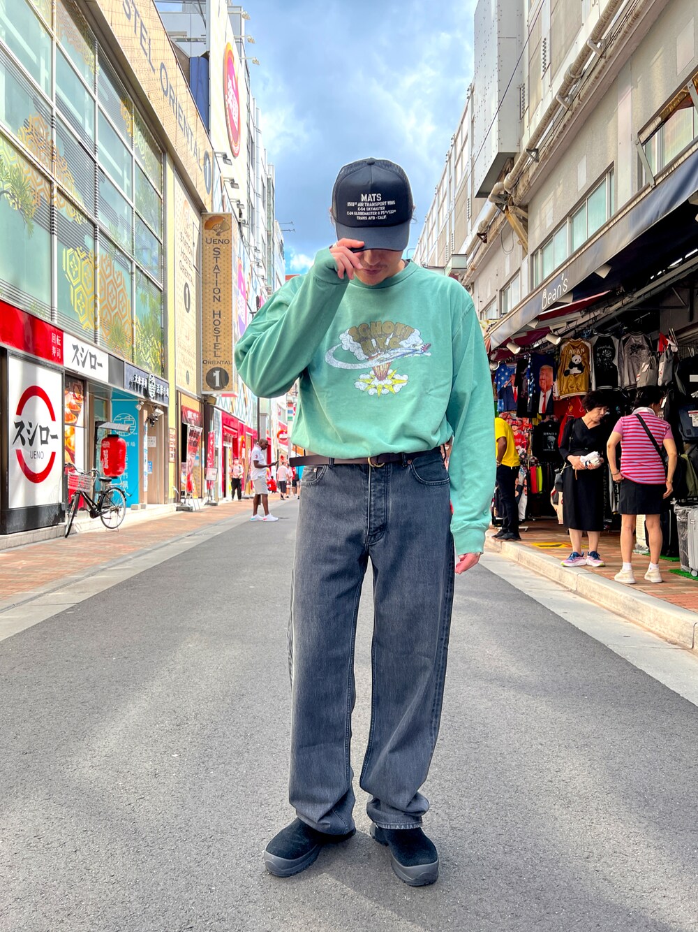 「ロンT、ショット、SCHOTT、デニム、アメカジ、AVIREX、ブーツ、サイドゴアブーツ、レザーベルト、秋服準備はじめました」｜「schottのSchott/ショット/LOT.125 BLACK DENIM/ブラック デニム パンツ（デニムパンツ、ブラック系）」を使った、Ryousukeさん（メンズ・173cm）の秋コーディネートの1枚目の写真