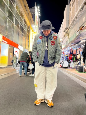 「AVIREX（アヴィレックス）のアイテム（MA-1）」を使った、Ryousukeさん（メンズ・173cm）の冬コーディネート