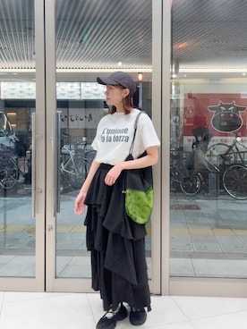 「ティアードスカート」｜「アイテム（キャップ）」を使った、mayuさん（レディース・164cm）の春コーディネート