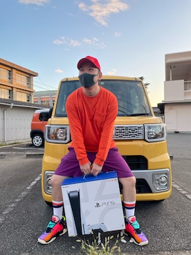 「PUNYUS（プニュズ）のアイテム」を使った、LAVIさん（メンズ・173cm）の秋コーディネート