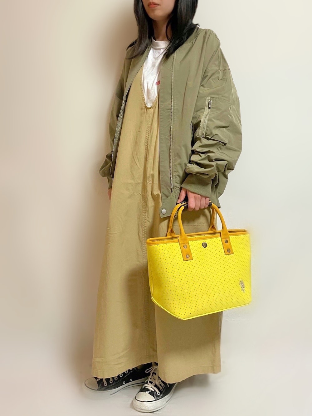 ã€ãšããŒç³»ã®ã¯ã³ããŒã¹ãã°ãªãŒã³ç³»ã®MA-1ãã€ãšããŒç³»ã®ããŒãããã°ãççšããã¬ãã£ãŒã¹ã®æ¥ã³ãŒãã£ããŒãã®1æç®ã®åç