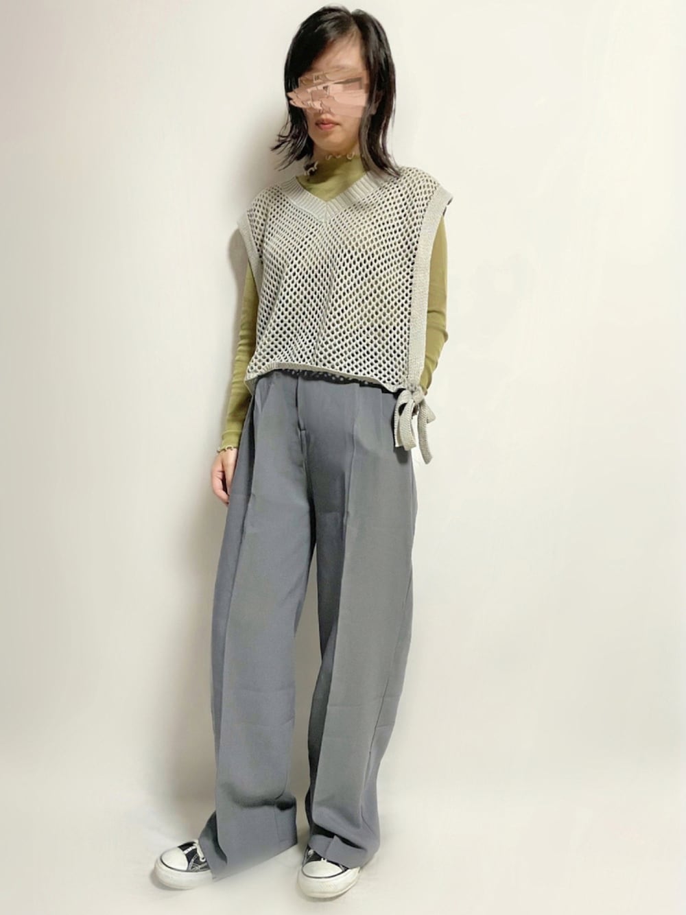 ã°ã¬ãŒç³»ã®ã¹ã©ãã¯ã¹ãã°ãªãŒã³ç³»ã®Tã·ã£ã/ã«ãããœãŒããã«ãŒç³»ã®ãã¹ããççšããã¬ãã£ãŒã¹ã®ç§ã³ãŒãã£ããŒãã®1æç®ã®åç