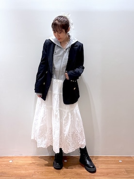 「アイテム（テーラードジャケット、ブルー系）」を使った、yuukaさん（レディース・156cm）の秋コーディネート