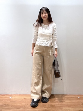 「FREE'S MART（フリーズマート）のアイテム（パンツ）」を使った、yuukaさん（レディース・156cm）の秋コーディネート