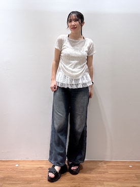 「FREE'S MART（フリーズマート）の◆メランジドロスト半袖レースティアードキャミセット（Tシャツ/カットソー、ホワイト系）」を使った、yuukaさん（レディース・156cm）の夏コーディネート