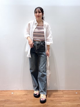 「FREE'S MART（フリーズマート）の【4サイズ展開XS-L】ストレートデニムパンツ【低身長サイズ有】（デニムパンツ、ブルー系）」を使った、yuukaさん（レディース・156cm）の夏コーディネート
