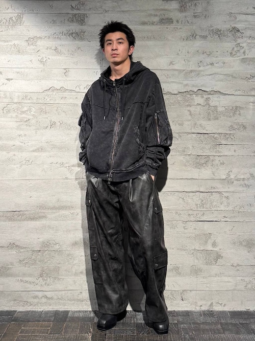 HARE 2way レザーカーゴパンツ HARE（ハレ）の「2WAYポケットカーゴワイドパンツ(HARE)（カーゴパンツ