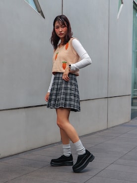 「スエードシューズ」｜「アイテム（シューズ）」を使った、MINZさん（レディース・158cm）の秋コーディネート