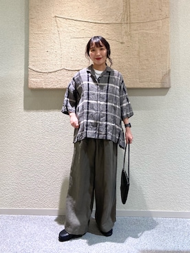 「かぐれ（カグレ）のリネンチェック半袖シャツ（シャツ/ブラウス、ベージュ系）」を使った、たなか☀︎さん（レディース・145cm）の春コーディネート