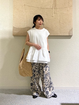 「かぐれ（カグレ）の裾フリルノースリーブインナーカットソー（Tシャツ/カットソー、ホワイト系）」を使った、たなか☀︎さん（レディース・145cm）の夏コーディネート