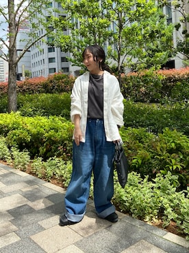 「かぐれ（カグレ）のリネンレギュラーボックスシャツ（シャツ/ブラウス、ホワイト系）」を使った、たなか☀︎さん（レディース・145cm）の春コーディネート