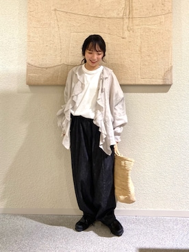 「かぐれ（カグレ）のライトリネンフリルカラーシャツ（シャツ/ブラウス、グレー系）」を使った、たなか☀︎さん（レディース・145cm）の夏コーディネート