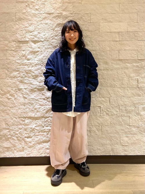 かぐれ阪神梅田店たなか☀︎さんのカバーオールを使ったコーディネート 