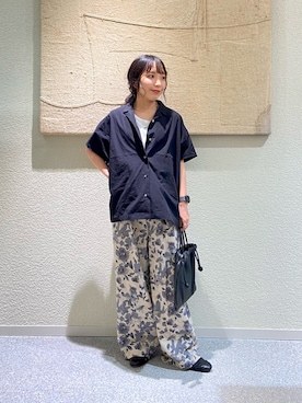 「かぐれ（カグレ）のコットンフレンチスリーブシャツ（シャツ/ブラウス、ブラック系）」を使った、たなか☀︎さん（レディース・145cm）の夏コーディネート