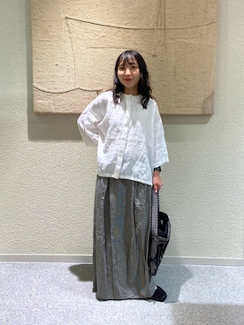 「かぐれ（カグレ）のリネンハーフスリーブシャツ（シャツ/ブラウス、ホワイト系）」を使った、たなか☀︎さん（レディース・145cm）の夏コーディネート