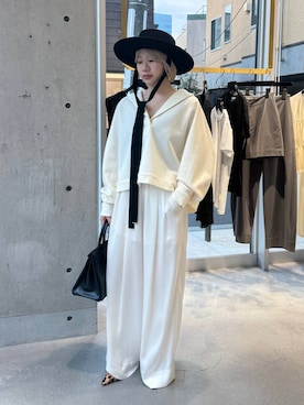 「アイテム（ピーコート）」を使った、AYUMIさん（レディース・159cm）の秋コーディネート