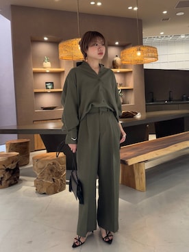 「Chaos（カオス）のChaos(カオス)/ ブランリーシャツ（シャツ/ブラウス、グリーン系）」を使った、AYUMIさん（レディース）の春コーディネート