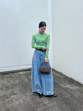 「POPPYのアイテム（デニムパンツ、ブルー系）」を使った、Hinariさん（レディース・161cm）の春コーディネート