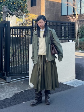 「CHARLES & KEITH（チャールズ & キース）のNoane ノアン イーロンゲイティドハンドルショルダーバッグ（ショルダーバッグ、ブラウン系）」を使った、Hinariさん（レディース・161cm）の春コーディネート