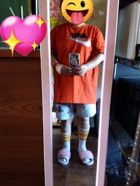 「NIKE(ナイキ)のアイテム(Tシャツ/カットソー)」を使った、ひめかさん(レディース・151cm)の夏コーディネート