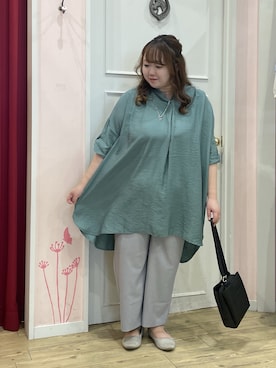 「SHOO・LA・RUE（シューラルー）のアイテム（パンプス）」を使った、Risaさん（レディース・155cm）の春コーディネート