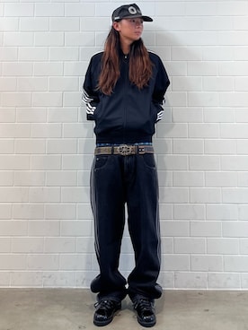 「adidas（アディダス）のアイテム（ジャージ）」を使った、KOさん（メンズ・174cm）の秋コーディネート