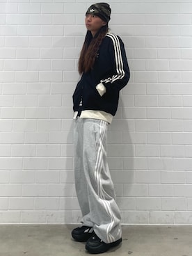 「adidas(アディダス)のアイテム(スウェットパンツ)」を使った、KOさん(メンズ・174cm)の秋コーディネート
