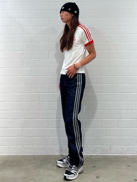 「adidas（アディダス）のFIREBIRD MID RISE STRAIGHT DENIM PANT / アディダスオリジナルス adidas Originals（デニムパンツ、ブルー系）」を使った、KOさん（メンズ・174cm）の夏コーディネート