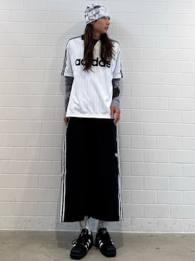 「adidas（アディダス）のアディカラー SST コットンツイル ショーツ（パンツ、ブラック系）」を使った、KOさん（メンズ・174cm）の夏コーディネート
