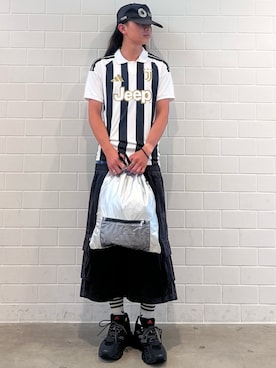 「adidas（アディダス）のADICOLOR CARGO SHORTS / アディカラー カーゴ ショーツ / ハーフパンツ / アディダスオリジナルス adidas Originals（その他パンツ、ブラック系）」を使った、KOさん（メンズ・174cm）の夏コーディネート