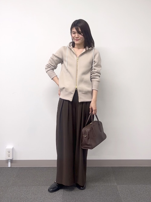 リヴドロワ　rivedroite スポンジダンボールZIPパーカー　ベージュ RIVE DROITE パーカー WEB限定/累計販売数9，000枚突破