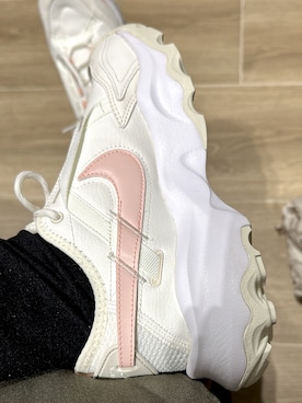 Diana Ngaiさんのコーディネート