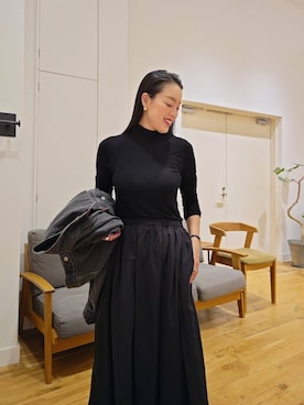 「Levi's」｜「アイテム（スカート）」を使った、hiromiさん（レディース・160cm）の冬コーディネート