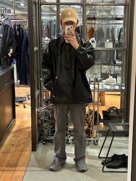 「アイテム（その他アウター）」を使った、古賀竜太郎さん（メンズ・174cm）の秋コーディネート