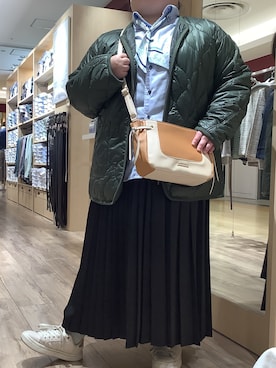 「アイテム（ミリタリージャケット）」を使った、TOKYO SHIRTS 泉中央セルバ店さん（レディース・148cm）の秋コーディネート