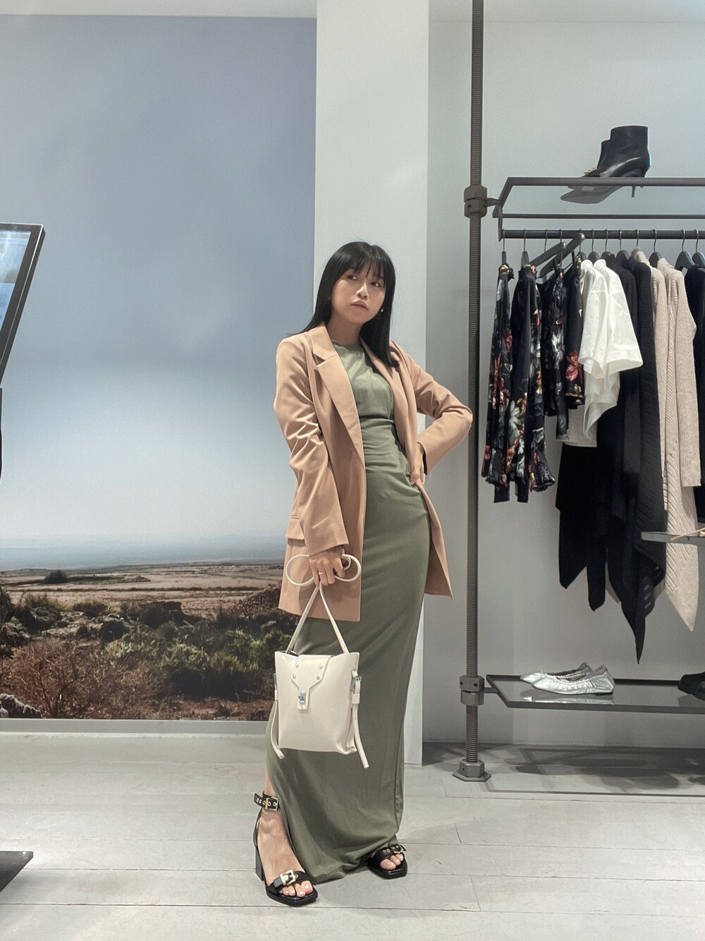 umm.】肩フリルミニワンピース DISCOAT 【umm.】 肩フリルミニ