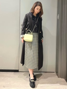 「ARMANI EXCHANGE（アルマーニエクスチェンジ）のアイテム（チェスターコート）」を使った、shima🌱エンポリオアルマーニ神戸店さん（レディース・157cm）の冬コーディネート