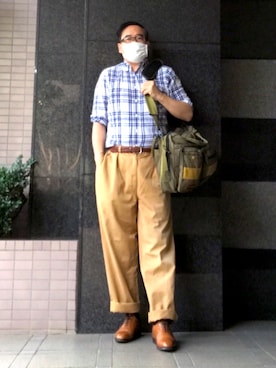「真夏のアクティブスタイル」｜「アイテム（チノパンツ）」を使った、フラッシュさん（メンズ・170cm）の夏コーディネート